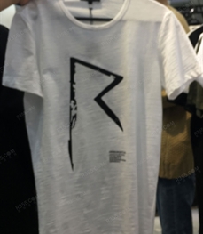 市场上装-T恤-（实拍）休闲男装t恤