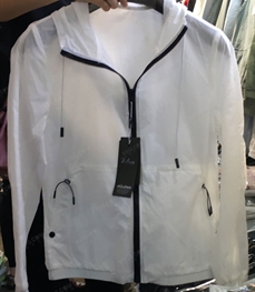 市场上装-夹克-（实拍）时尚男装夹克