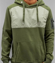 市场上装-卫衣-时尚男装卫衣