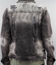 市场上装-夹克-时尚男装夹克