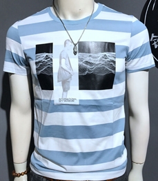 市场上装-T恤-时尚男装t恤