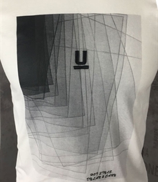 市场上装-T恤-时尚男装t恤