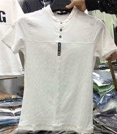 市场上装-T恤-（实拍）时尚男装t恤