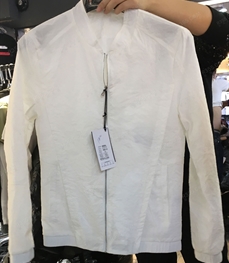 市场上装-夹克-（实拍）时尚男装夹克