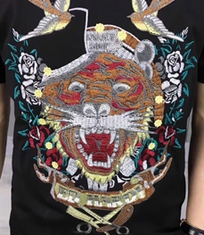 市场上装-套装-休闲男装套装