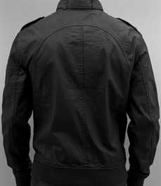 市场上装-皮衣-时尚男装皮衣