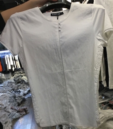 市场上装-T恤-（实拍）时尚男装t恤