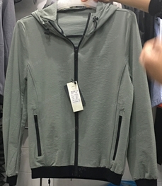 市场上装-夹克-（实拍）时尚男装夹克