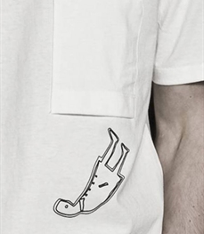 市场上装-T恤-休闲男装t恤