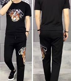 市场上装-套装-休闲男装套装