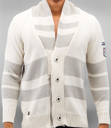 市场上装-毛衫-时尚男装毛衫