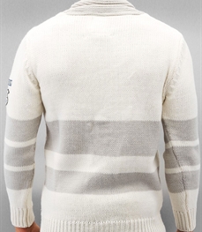 市场上装-毛衫-时尚男装毛衫