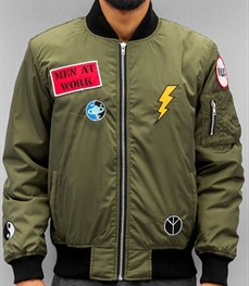 市场上装-夹克-时尚男装夹克