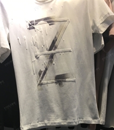 市场上装-T恤-（实拍）时尚男装t恤