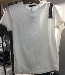 市场上装-T恤-（实拍）时尚男装t恤