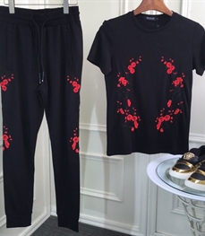 市场上装-套装-休闲男装套装