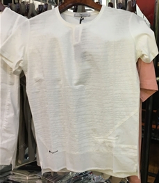 市场上装-T恤-（实拍）时尚男装t恤