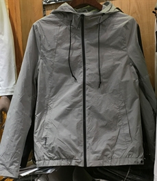 市场上装-夹克-（实拍）时尚男装夹克