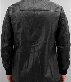 市场上装-皮衣-时尚男装皮衣