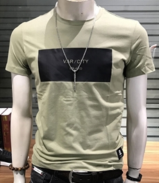 市场上装-T恤-时尚男装t恤