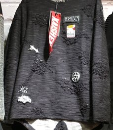 市场上装-T恤-（实拍）时尚男装t恤