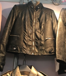 市场上装-皮衣-（实拍）时尚男装皮衣