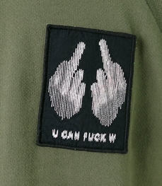 市场上装-T恤-休闲男装t恤