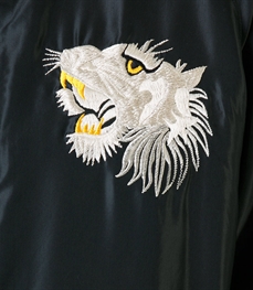 市场上装-夹克-休闲男装夹克