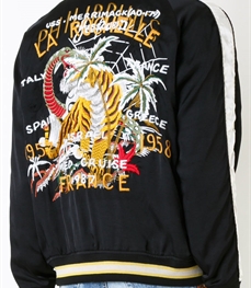 市场上装-夹克-休闲男装夹克