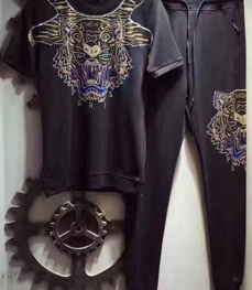 市场上装-套装-休闲男装套装