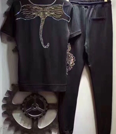 市场上装-套装-休闲男装套装