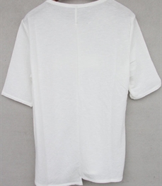 市场上装-T恤-时尚男装t恤