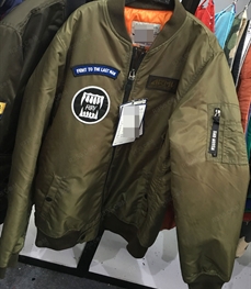 市场上装-夹克-（实拍）时尚男装夹克