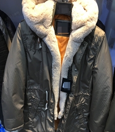 市场上装-棉衣/羽绒服-（实拍）时尚男装棉服