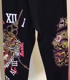 市场上装-套装-休闲男装套装