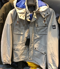 市场上装-夹克-（实拍）时尚男装夹克