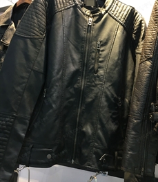市场上装-皮衣-（实拍）时尚男装皮衣