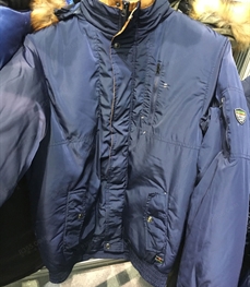 市场上装-棉衣/羽绒服-（实拍）时尚商务棉服