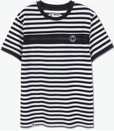 市场上装-T恤-休闲男装t恤