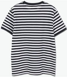 市场上装-T恤-休闲男装t恤