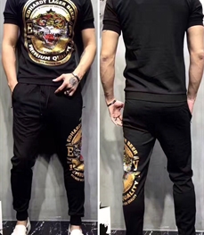 市场上装-套装-休闲男装套装