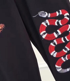 市场上装-套装-休闲男装套装