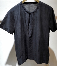 市场上装-T恤-时尚男装t恤