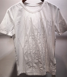 市场上装-T恤-时尚男装t恤