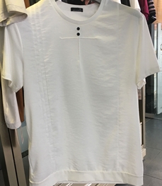 市场上装-T恤-（实拍）时尚男装t恤