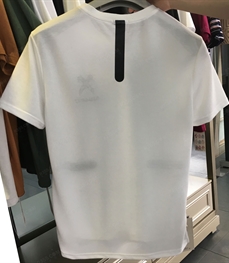 市场上装-T恤-（实拍）时尚男装t恤