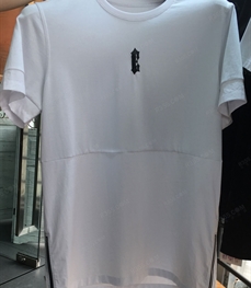 市场上装-T恤-（实拍）时尚男装t恤