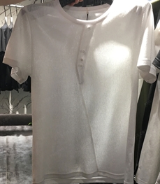 市场上装-T恤-（实拍）时尚男装t恤