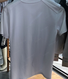 市场上装-T恤-（实拍）时尚男装t恤