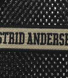 市场上装-T恤-休闲男装t恤